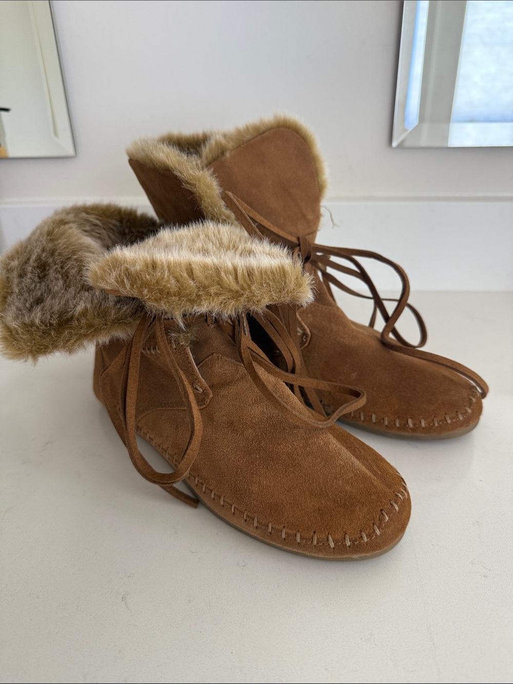 Tom’s Zahara Brown Suede Faux-Fur Trim Lace-Up Ankle Boots